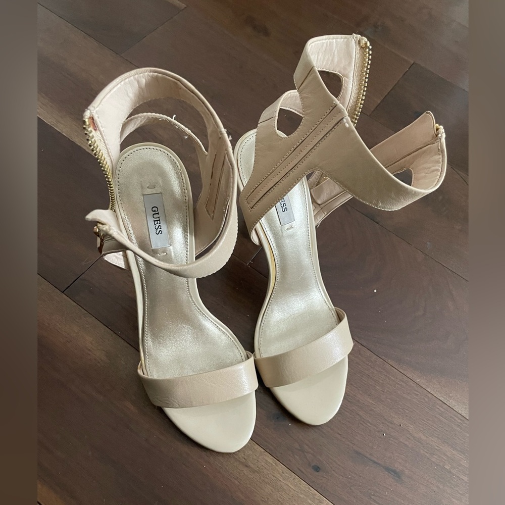 GUESS Nude Y2K heels